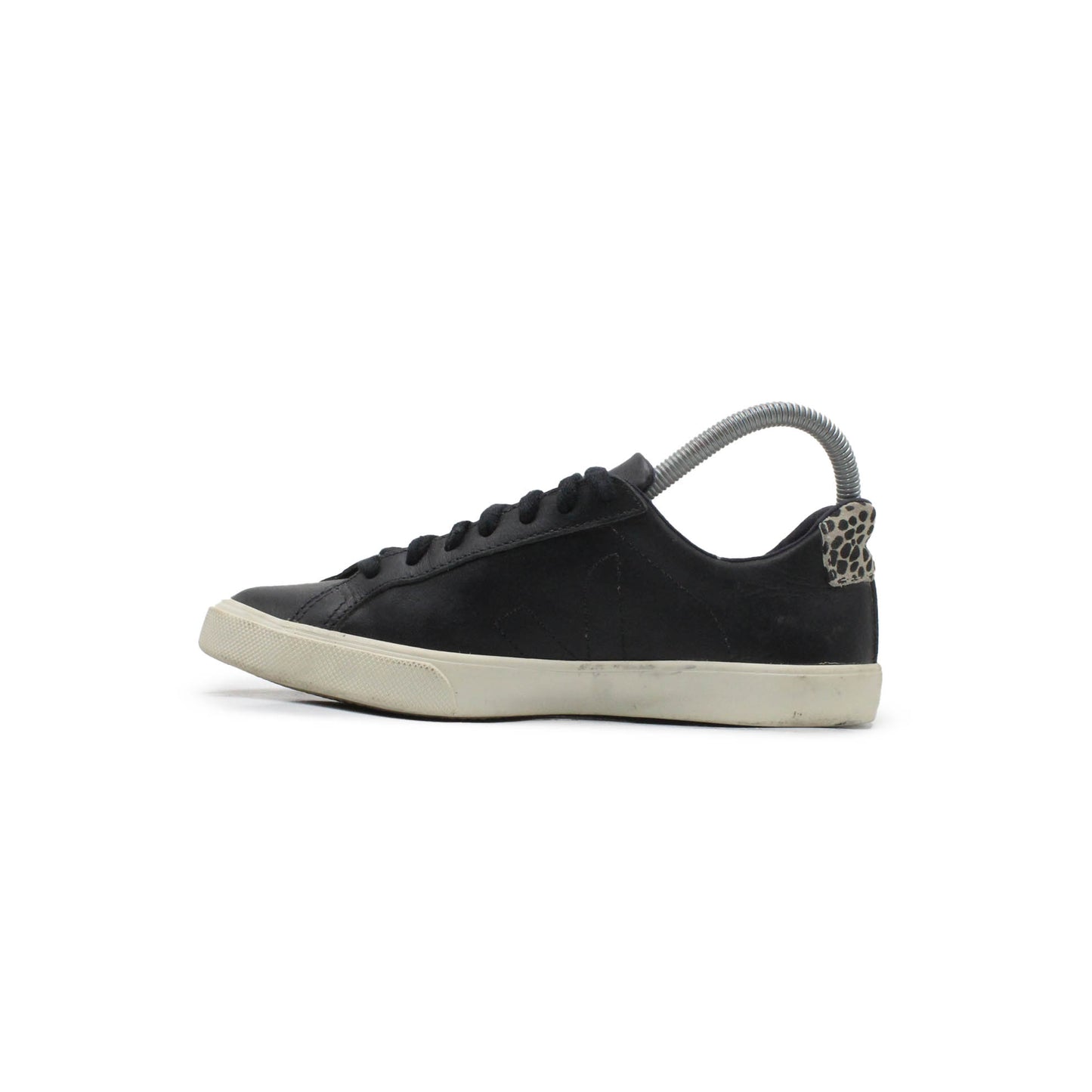 VEJA BLACK SHOE