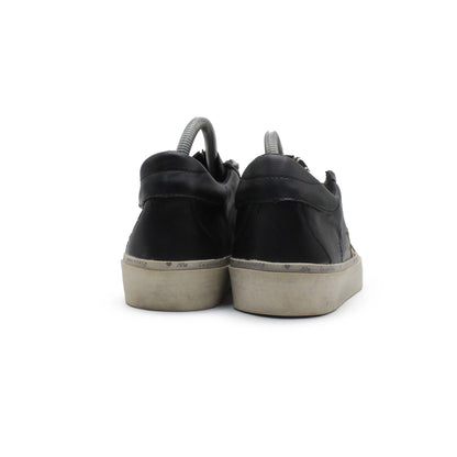 SHU SHOP BLACK SNEAKER