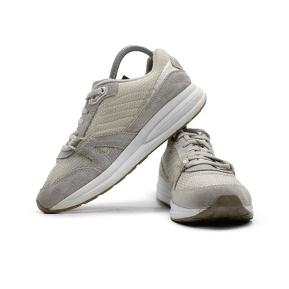 EASY SPIRIT WALKING SHOE