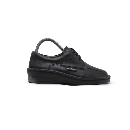 MOBILS BLACK SHOE