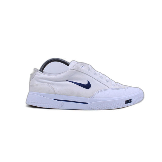 Vintage Nike Canvas Sneakers White