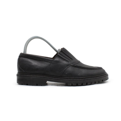 CLASSIC BLACK SLIP ON