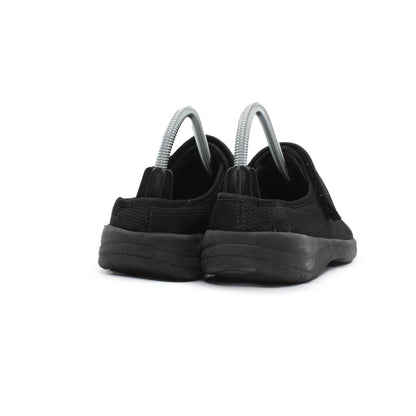 CLASSIC BLACK SLIP ON