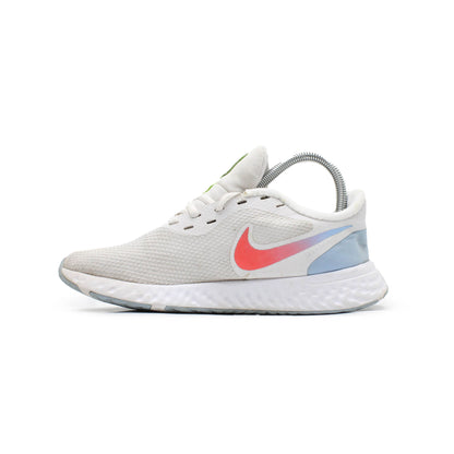 Nike Womens Revolution 5