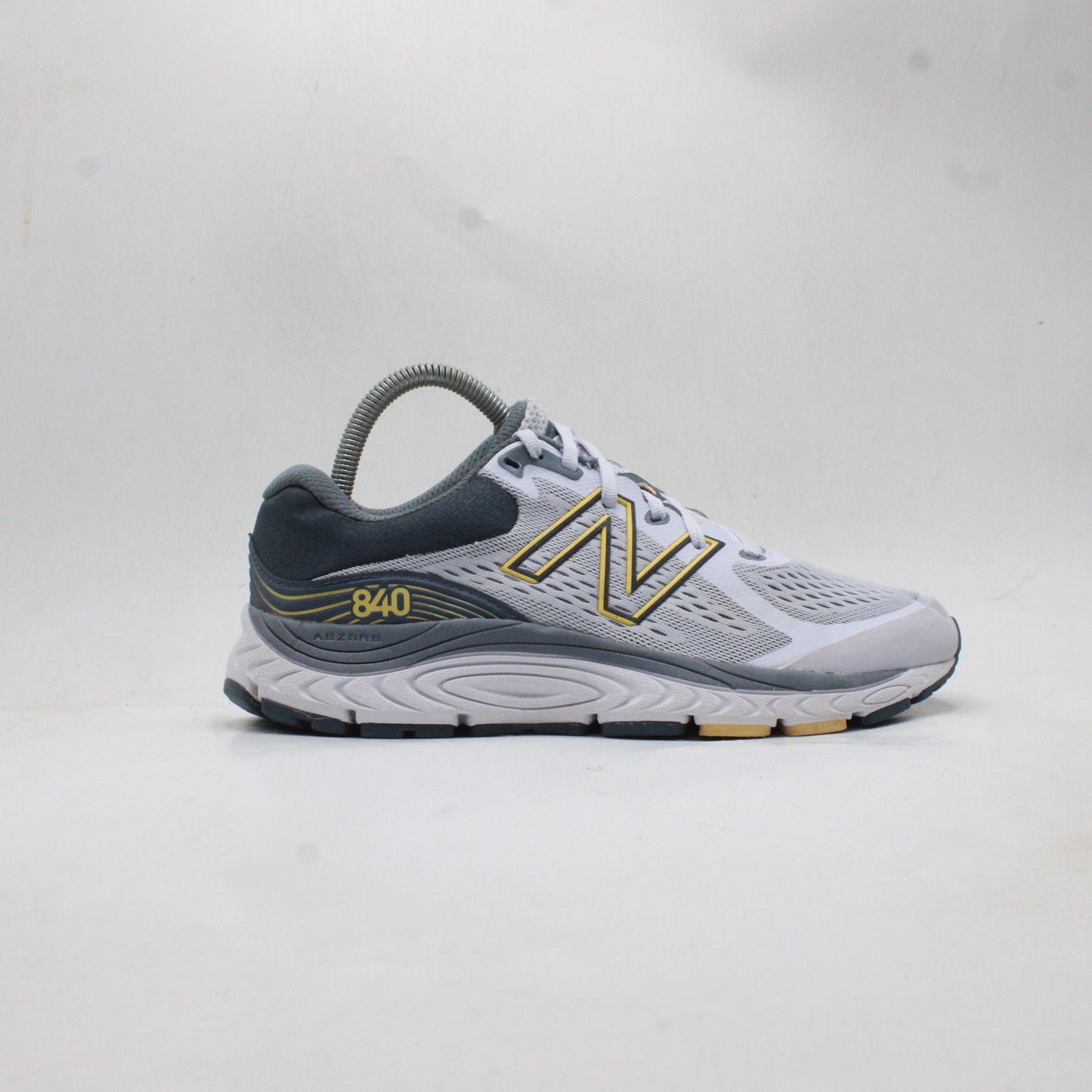 New Balance Women's 840 V5 Running Shoes