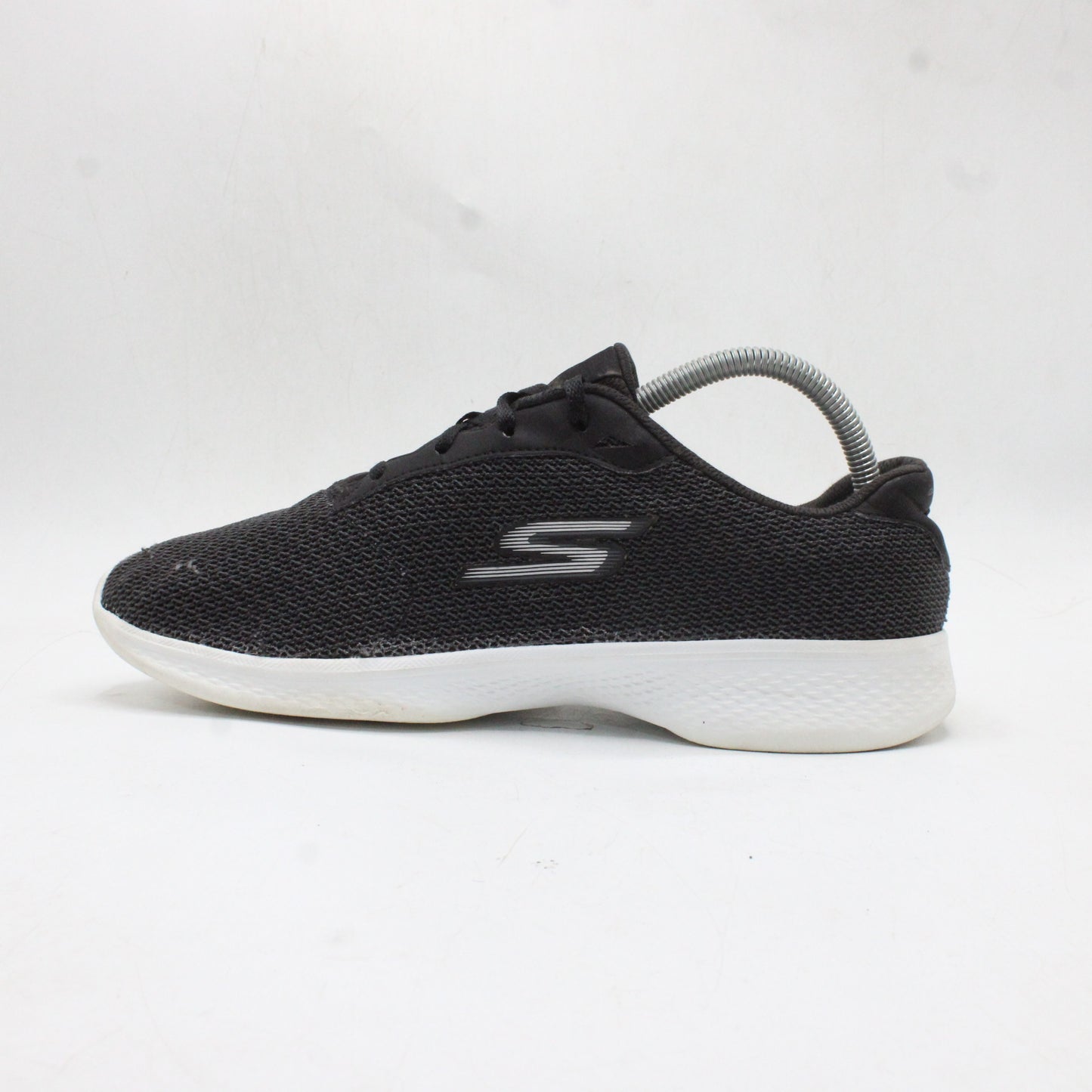 Skechers Goga Max Black Lace Up