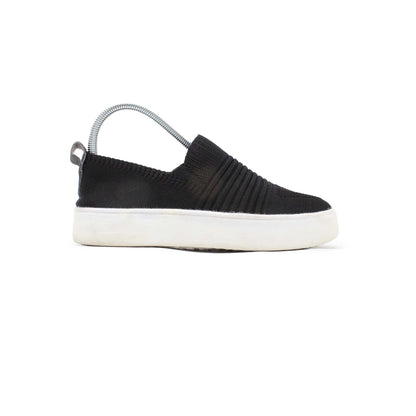 CLASSIC BLACK SLIP ON