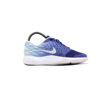 NIKE LUNARSTELOS