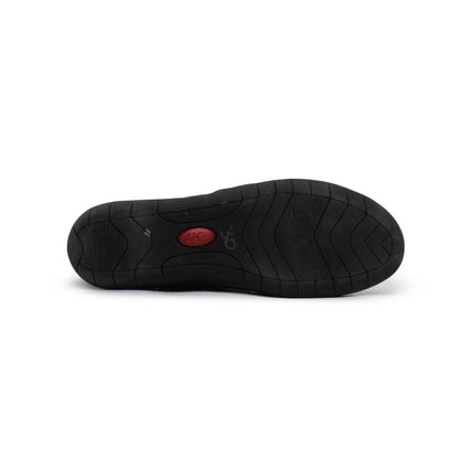 AK SPORT BLACK SLIP ON