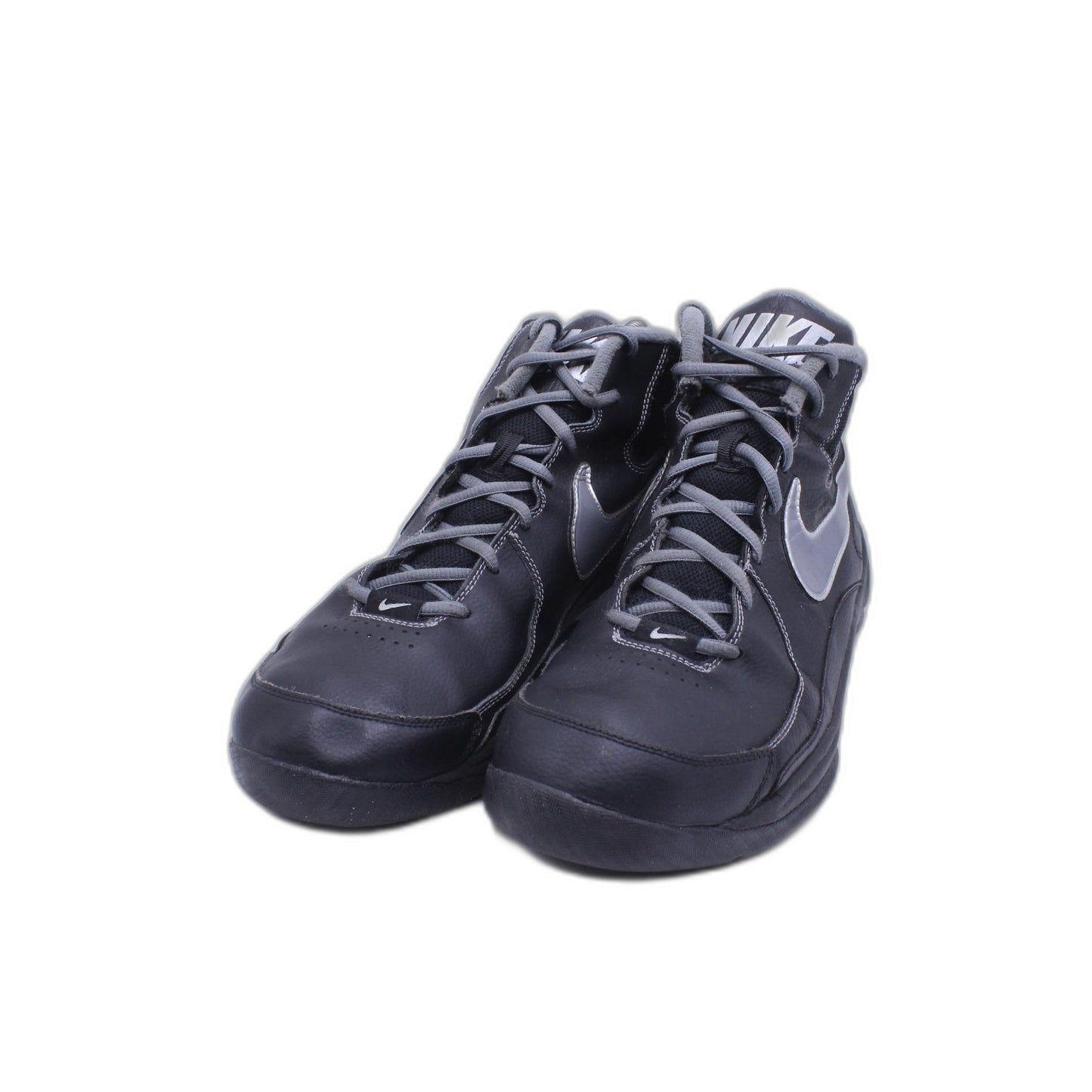 NIKE The Overplay Boys Basketball Shoes