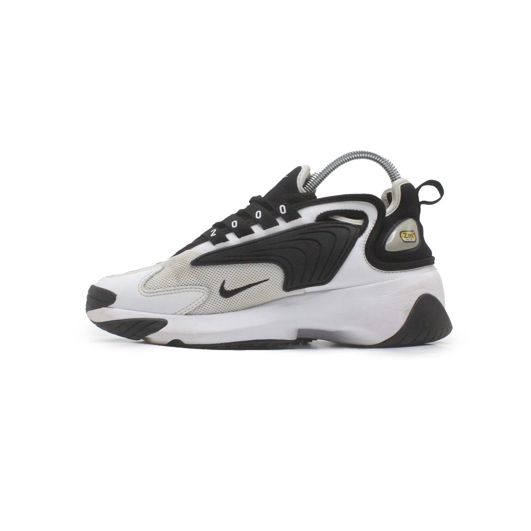 Nike zoom hotsell 2k casual shoes