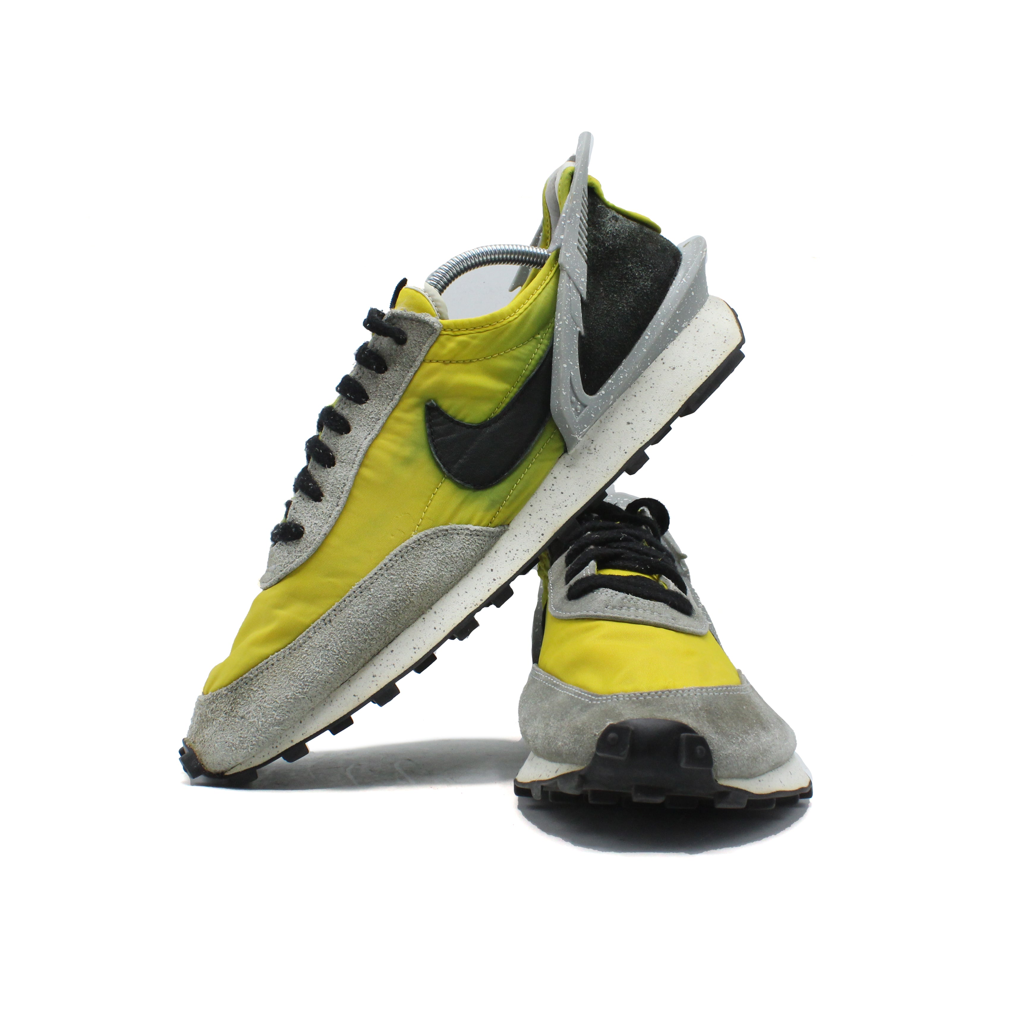 Nike waffle racer x undercover hotsell