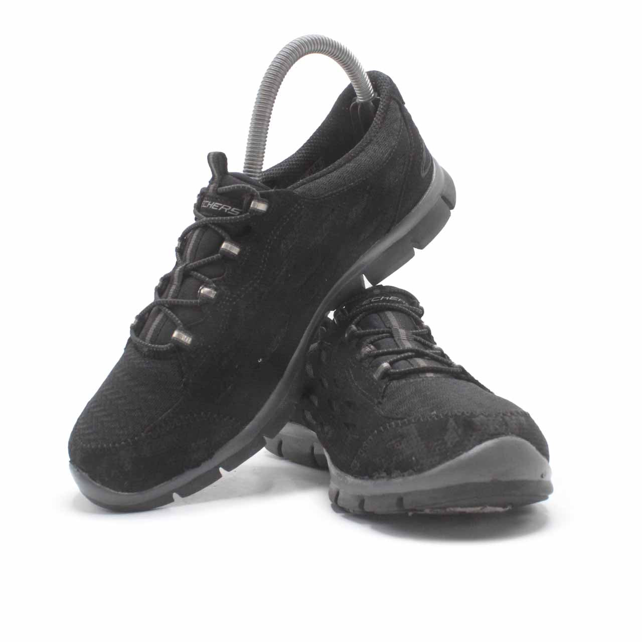 Skechers best sale sn 22604