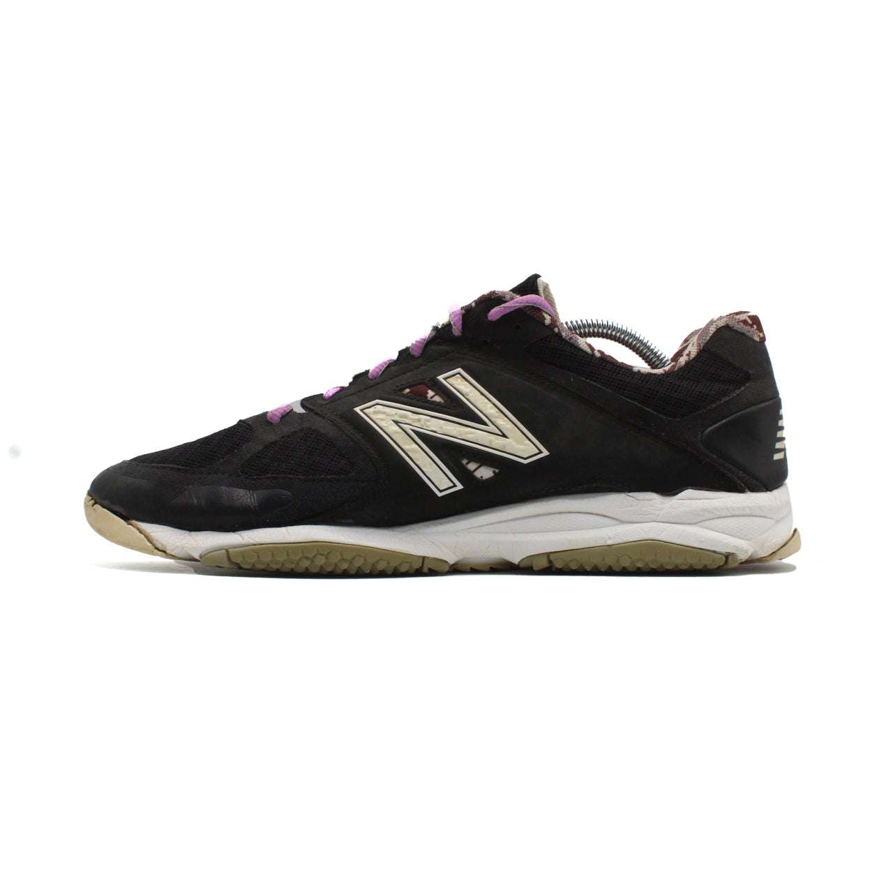 NEW BALANCE BASEBALL SHOE