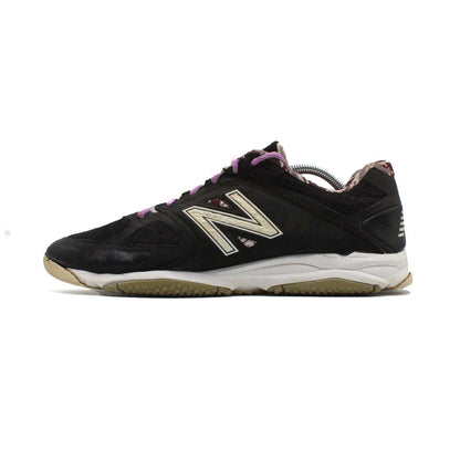 NEW BALANCE BASEBALL SHOE