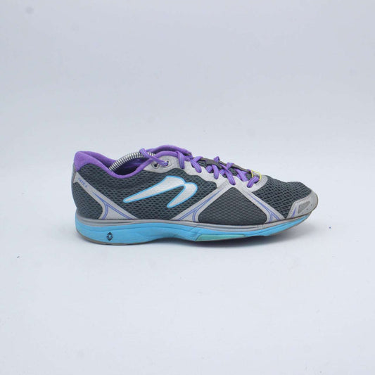 NEWTON WOMENS FATE 4 RUNNING SHOE