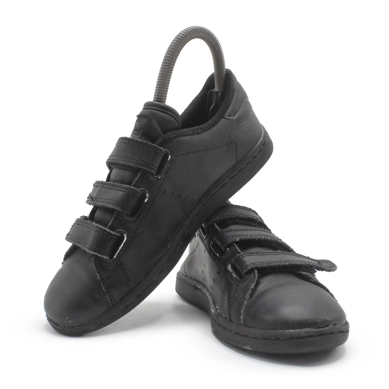 Velcro store training shoes