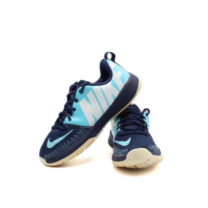 Nike Team Hustle D 7 Low Walking Shoe